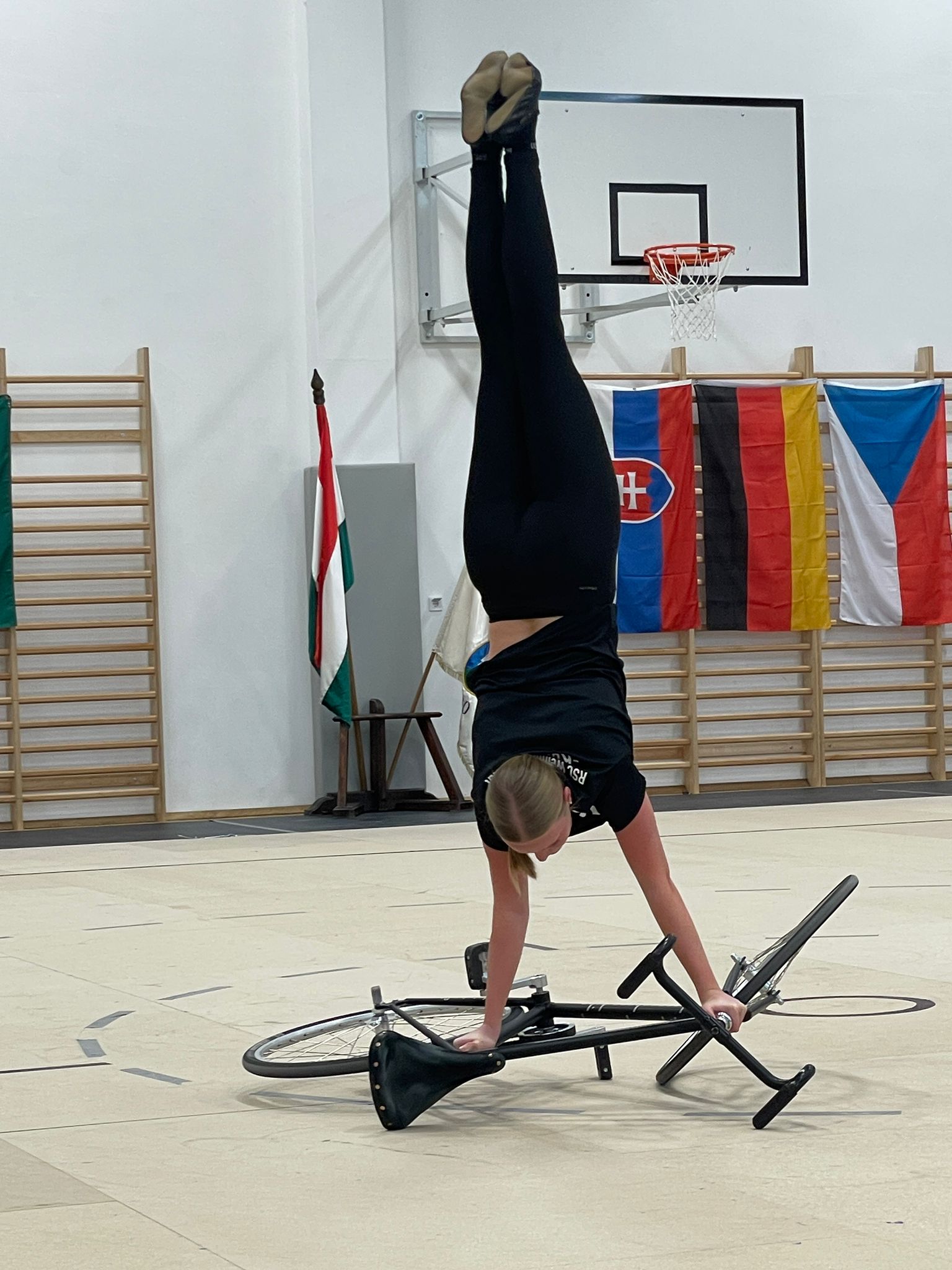 Charlotte Aufenanger erfolgreich bei Testwettkampf in Ungarn